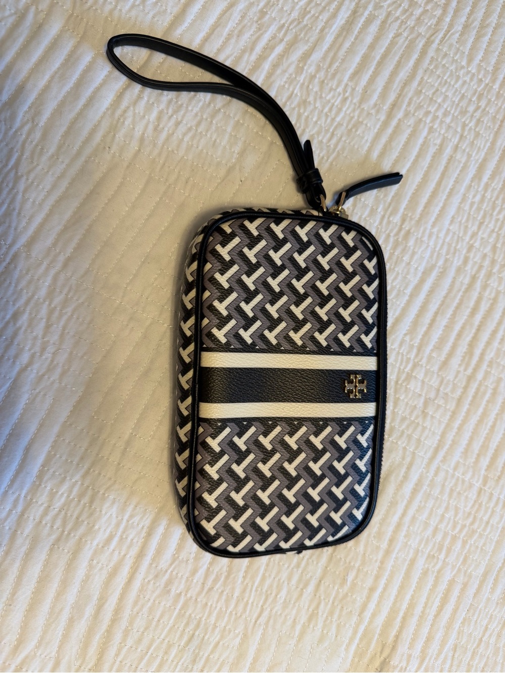 Tory Burch T-Zag Black & White wristlet